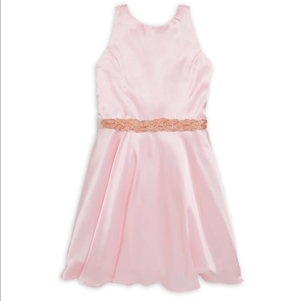 pink dress